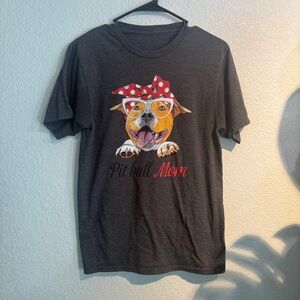Pit Bull Mom Graphic T-Shirt